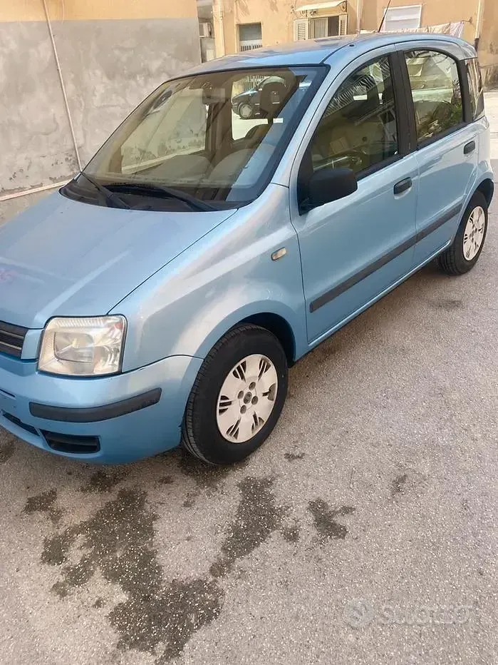 Usata Fiat Panda 69 CV (50 kW) 2004 Utilitaria
