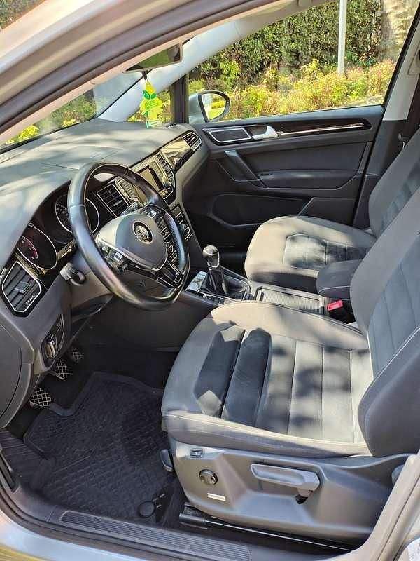 Usata VW Golf Sportsvan Highline 125 CV (91 kW) 2014 Argento Monovolume