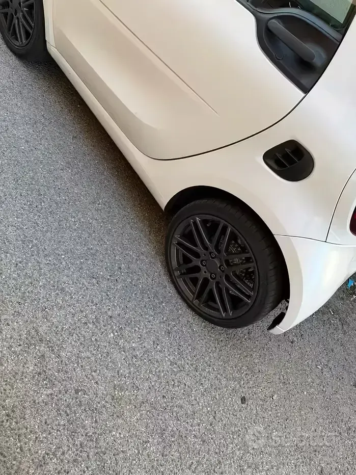 Usata Smart ForTwo Cabrio Brabus 2019 Bianco Cabrio