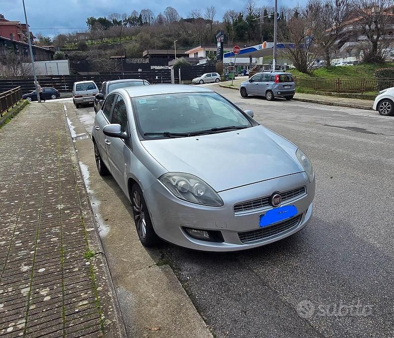 Usata Fiat 1600 Emotion 105 CV (77 kW) 2012 Grigio Berlina