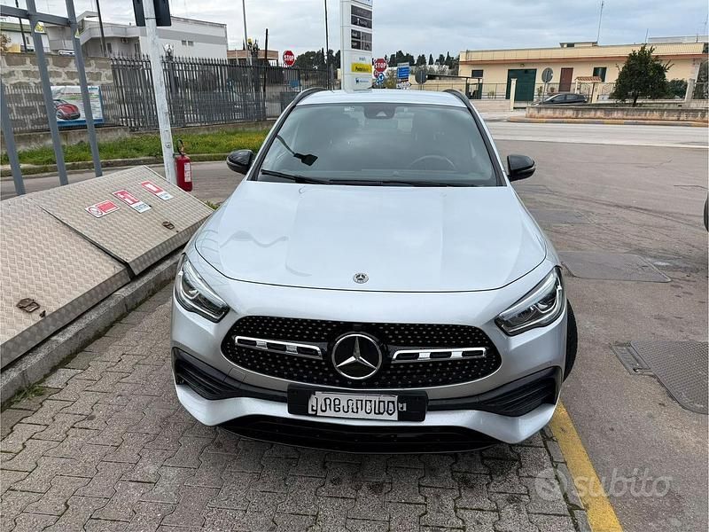 Usata Mercedes GLA200 AMG line 2021 Grigio SUV