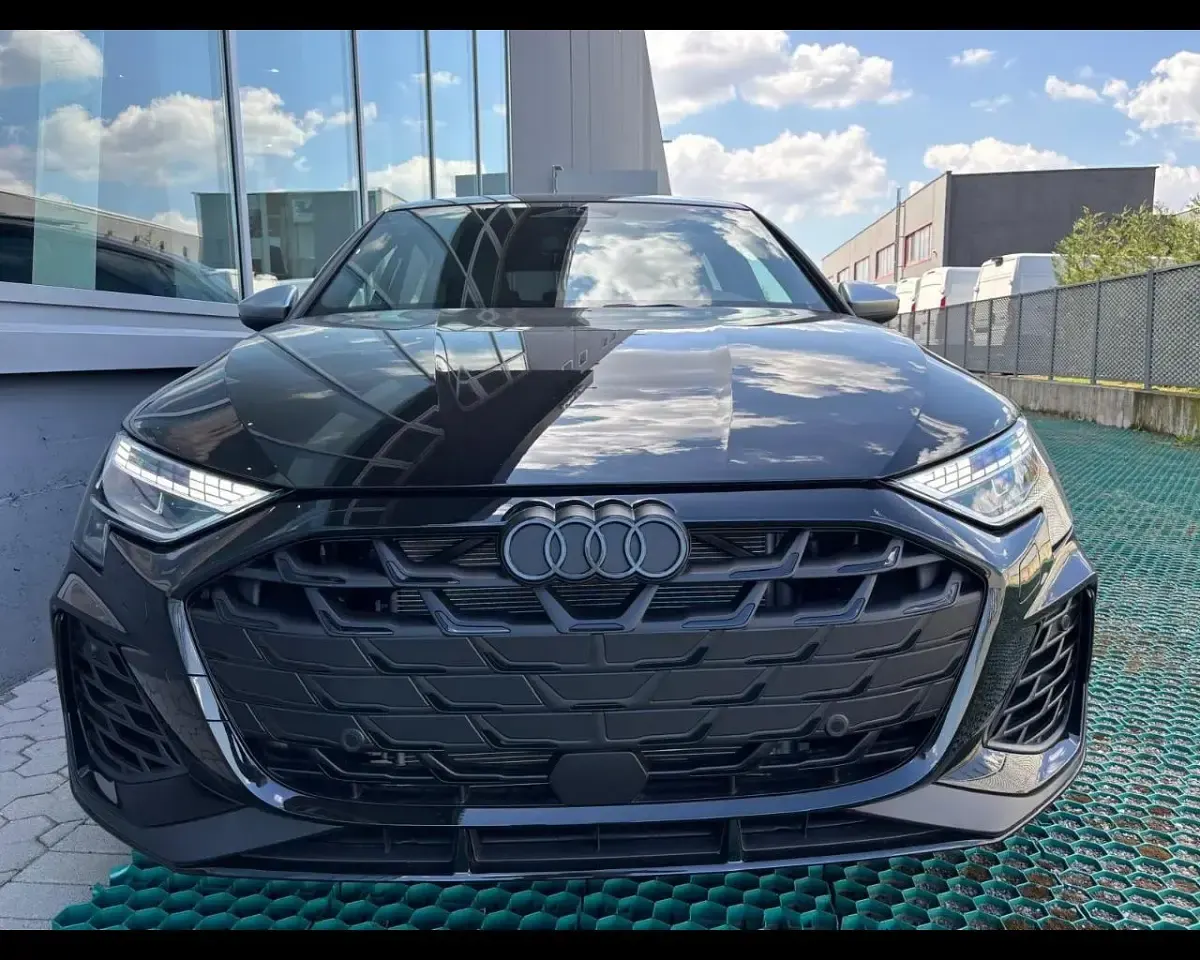 Nuova Audi S3 Ambiente 333 CV (244 kW) 2026 Nero Berlina