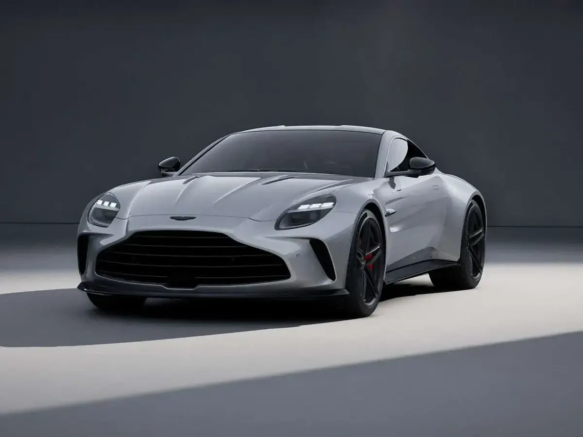 Nuova Aston Martin Vantage 665 CV (489 kW) 2026 Lightning silver Coupé