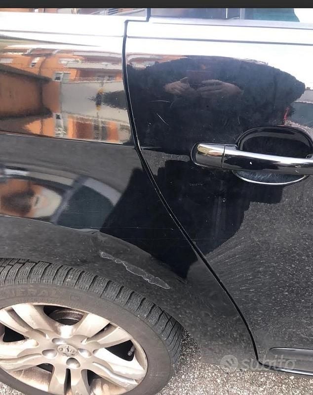 Usata Peugeot 5008 Allure 111 CV (81 kW) 2012 Nero Monovolume