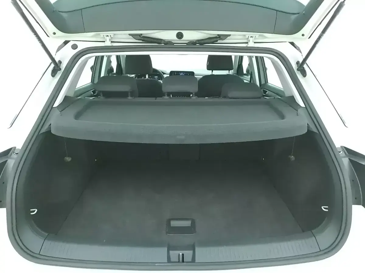 Usata VW T-Roc Life 110 CV (80 kW) 2022 Grigiogrigio SUV