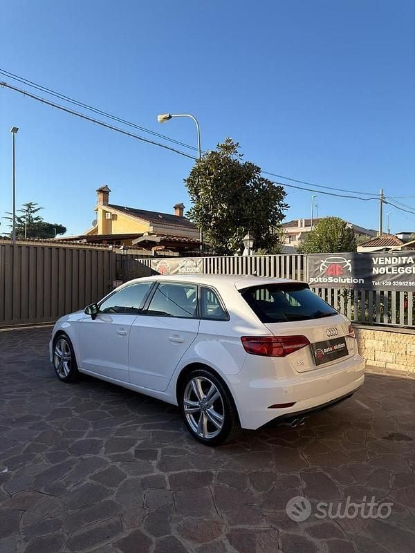 Occasion Audi A3 S-Line 150 ch (110 kW) 2019 Blanc Berline