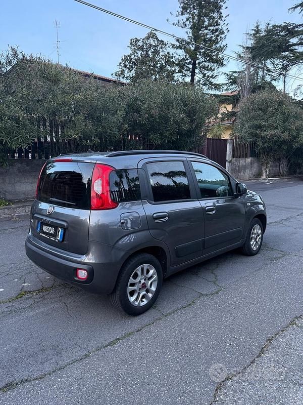 Usata Fiat Panda Lounge 69 CV (50 kW) 2019 Grigio Utilitaria