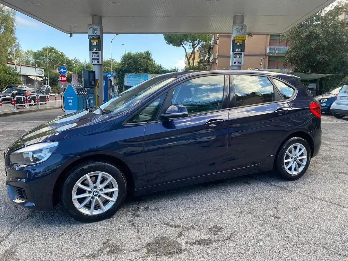 Usata BMW 218 150 CV (110 kW) 2017 Bluazzurro Monovolume