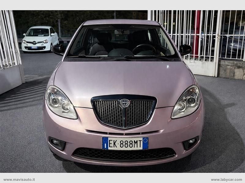 Usata Lancia Ypsilon 74 CV (54 kW) 2011 Utilitaria
