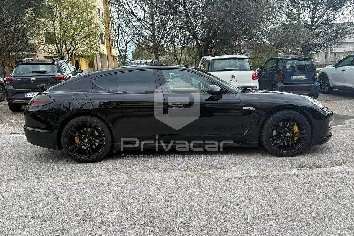 Usata Porsche Panamera Diesel 250 CV (183 kW) 2011 Nero Utilitaria