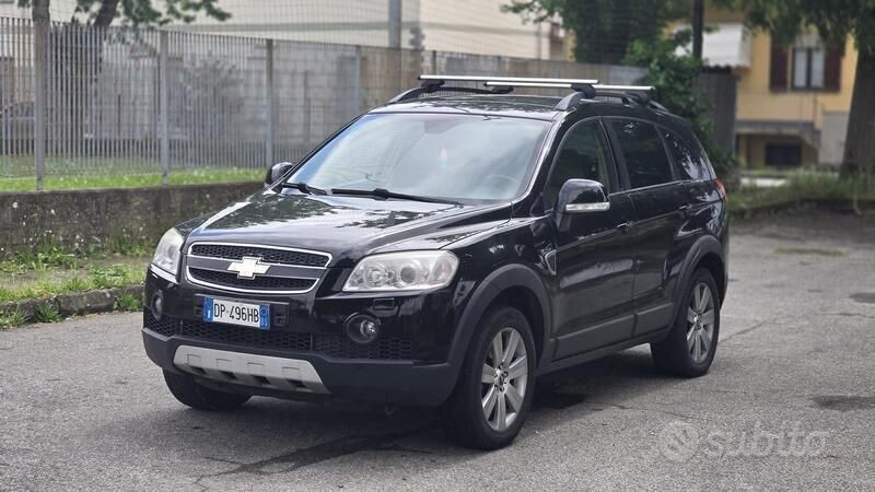 Usata Chevrolet Captiva 2009 Nero SUV