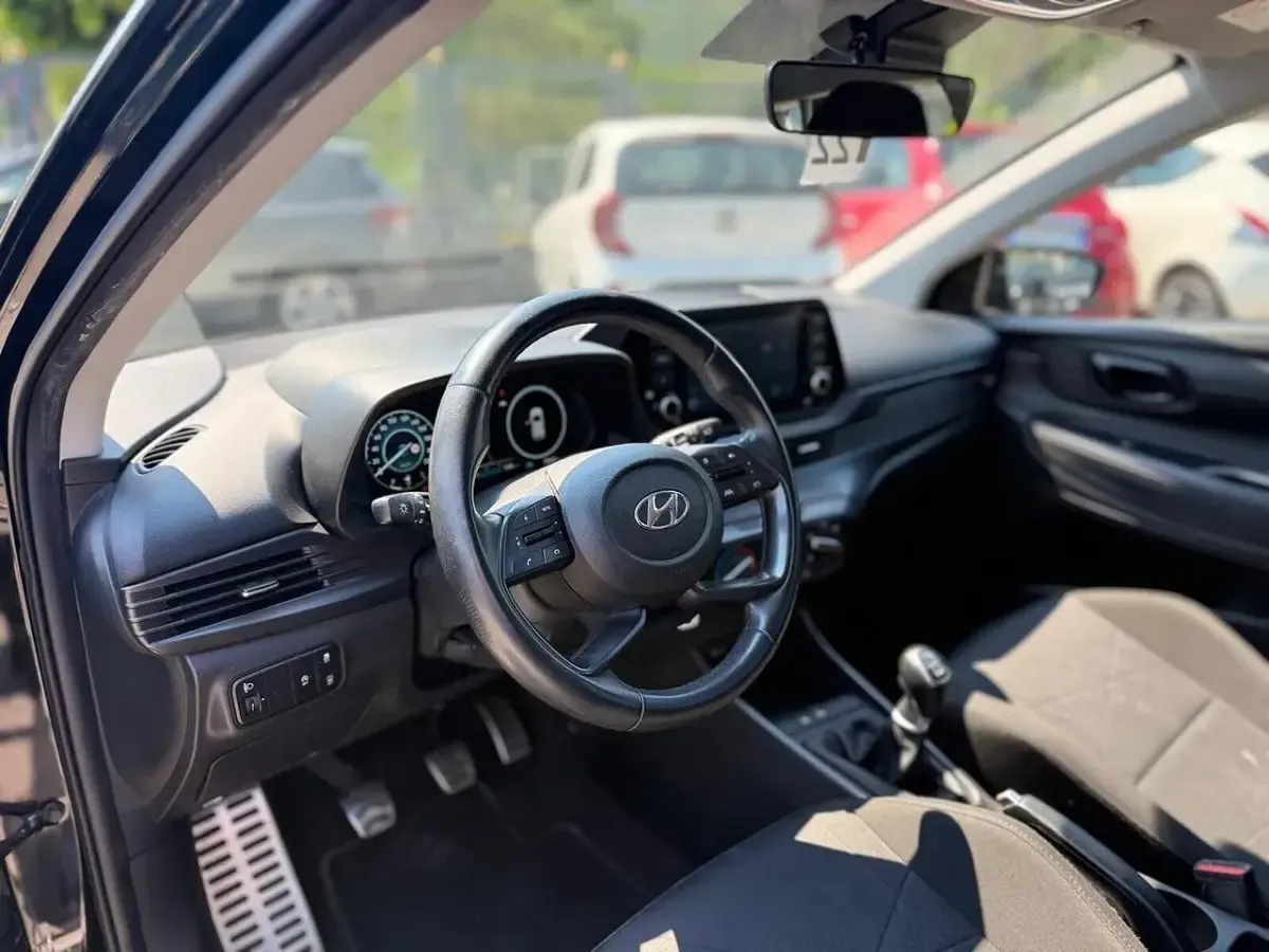 Usata Hyundai Bayon 100 CV (73 kW) 2022 Nero SUV