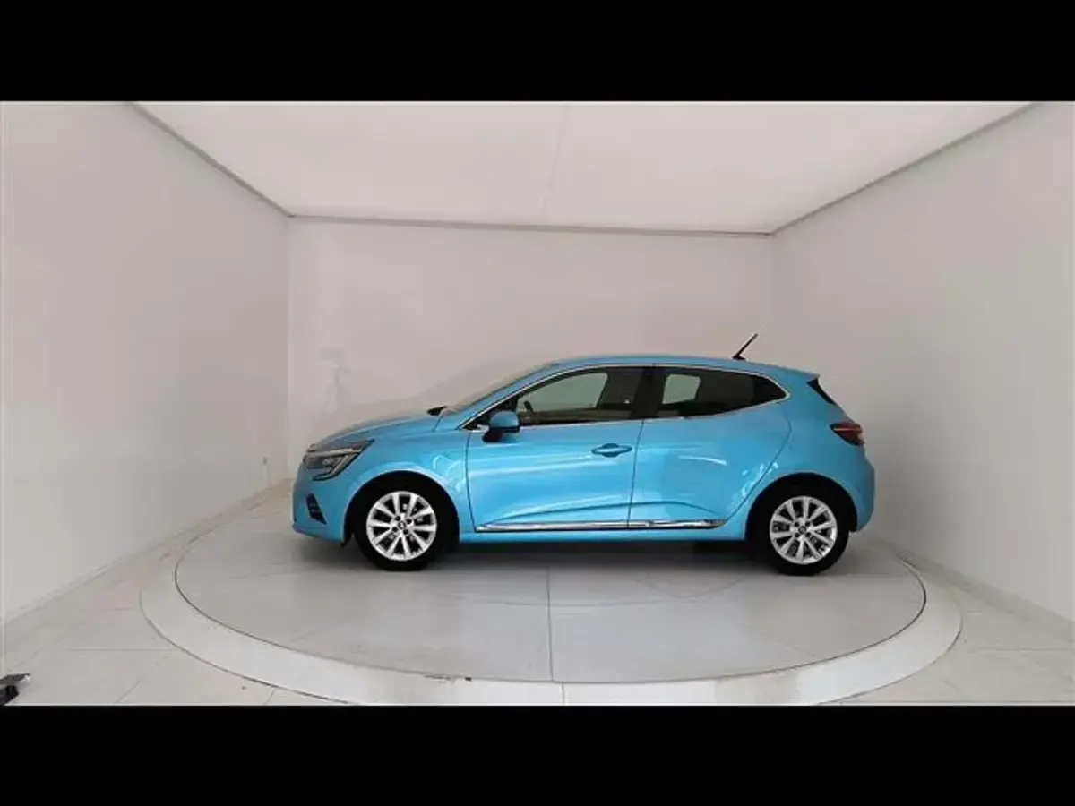 Usata Renault Clio V Intens 91 CV (66 kW) 2022 Azzurro Berlina