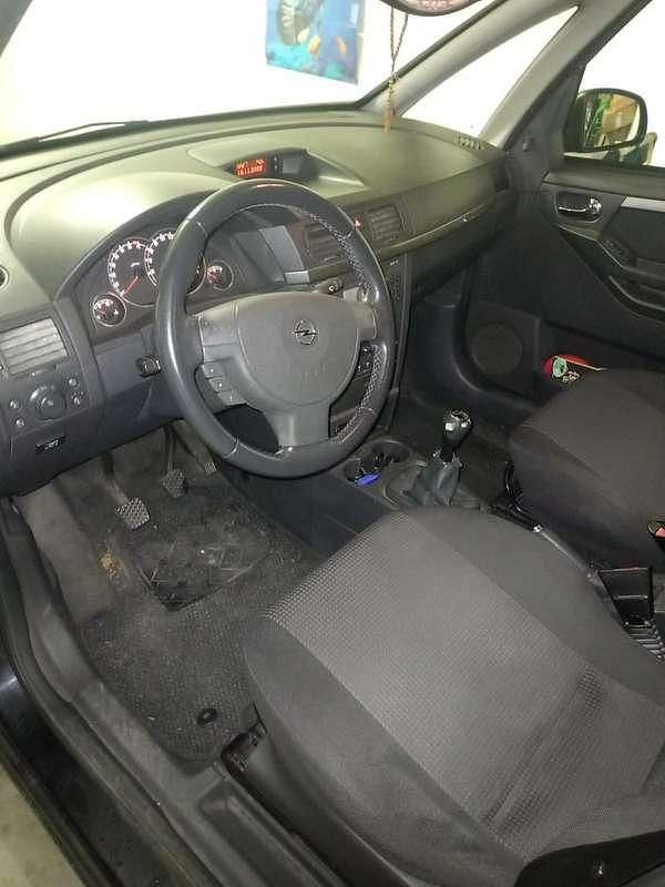 Usata Opel Meriva Enjoy 90 CV (66 kW) 2009 Nero Monovolume