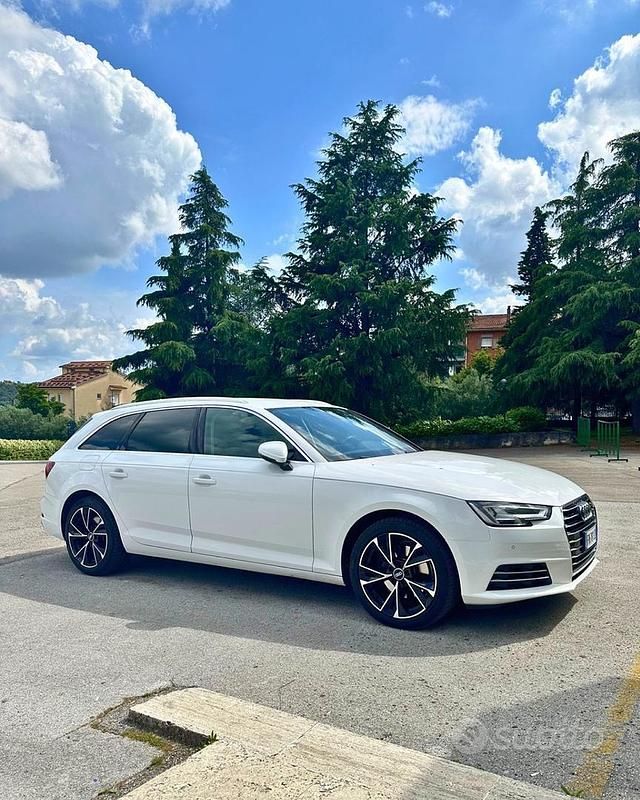 Usata Audi A4 S-Line 150 CV (110 kW) 2018 Bianco Station wagon