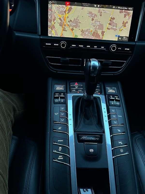 Usata Porsche Macan 250 CV (183 kW) 2019 Bianco SUV