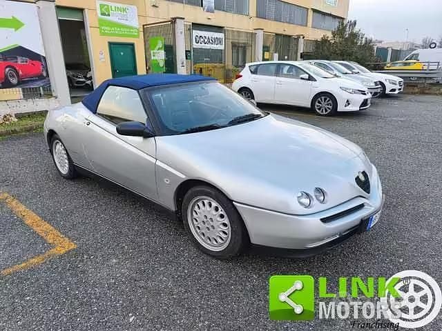 Usata Alfa Romeo Spider 261 CV (191 kW) 1995 Grigio Cabrio