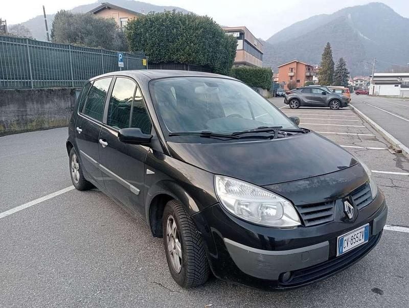Usata Renault Mégane Dynamique 107 CV (78 kW) 2005 Nero Monovolume