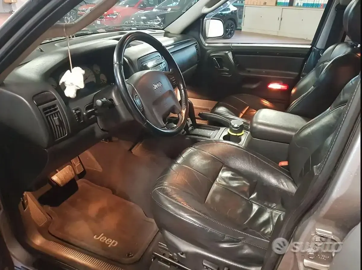 Usata Jeep Grand Cherokee Limited 223 CV (164 kW) 2002 Oro SUV
