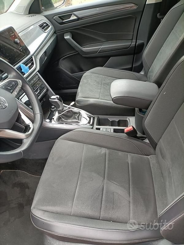 Usata VW T-Roc 150 CV (110 kW) 2023 Bianco SUV