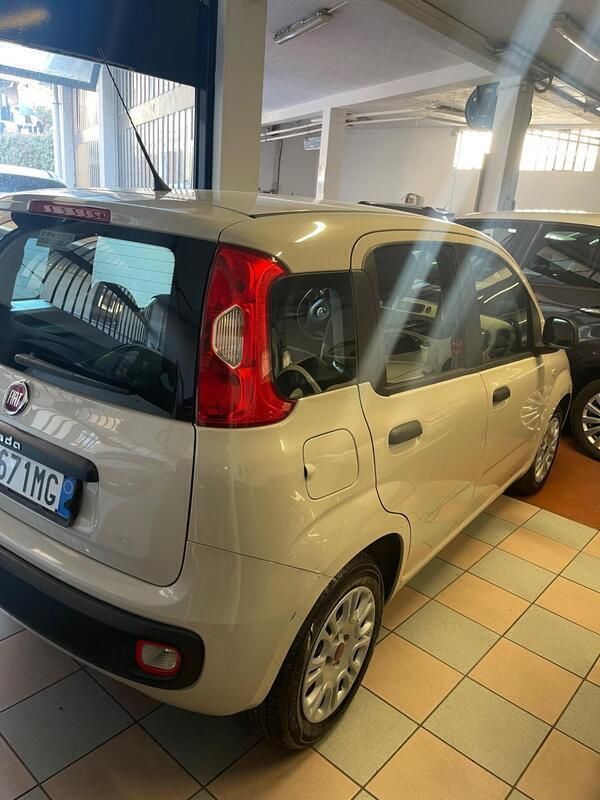 Usata Fiat Panda Lounge 95 CV (69 kW) 2016 Beige Utilitaria
