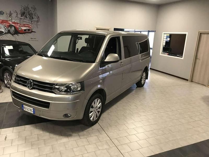 Grigio Usata 2010 VW Multivan Comfortline Furgone | 18.999 € (Ottimo prezzo) - Immagine 1/4