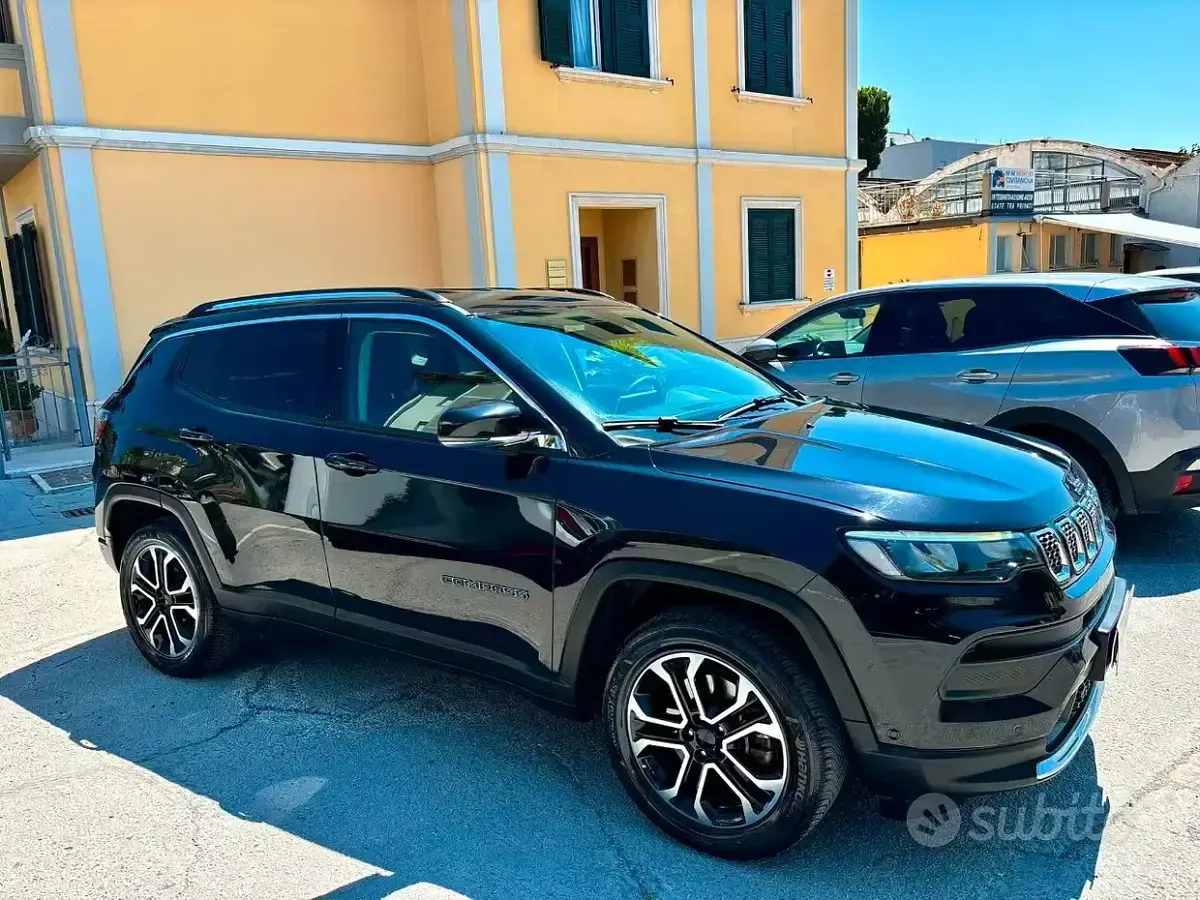 Usata Jeep Compass Limited 131 CV (96 kW) 2021 Nero SUV