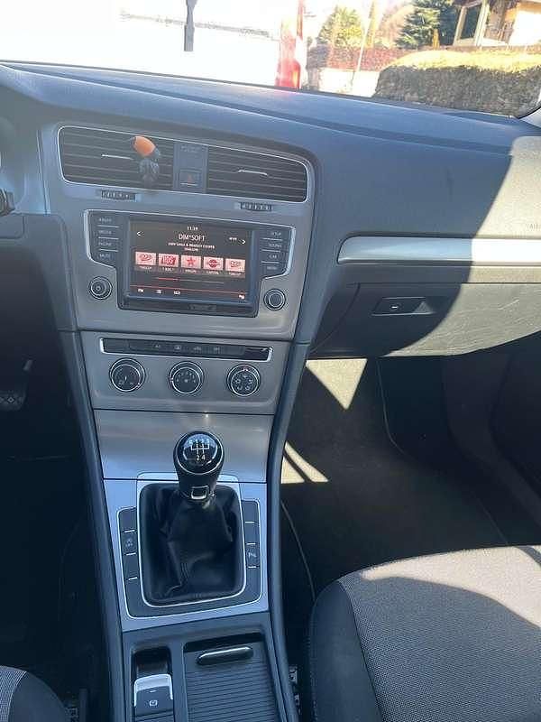 Usata VW Golf VII Trendline 90 CV (66 kW) 2016 Argento Berlina