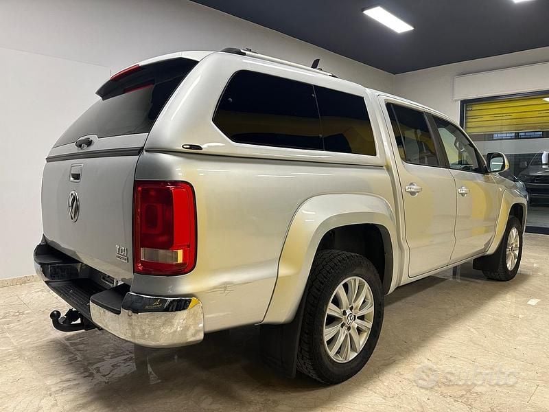 Usata VW Amarok Trendline 164 CV (120 kW) 2012 Grigio Pick-up