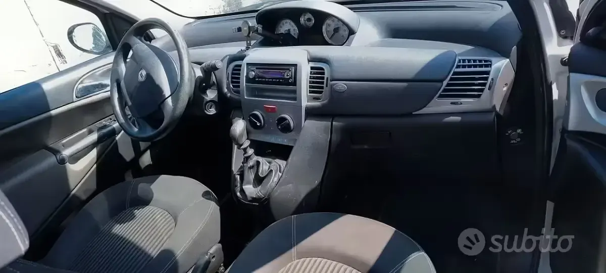 Usata Lancia Ypsilon 60 CV (44 kW) 2008 Utilitaria