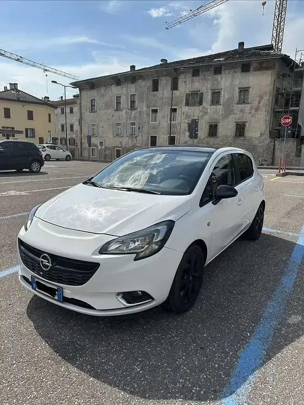 Usata Opel Corsa 69 CV (50 kW) 2015 Bianco Utilitaria