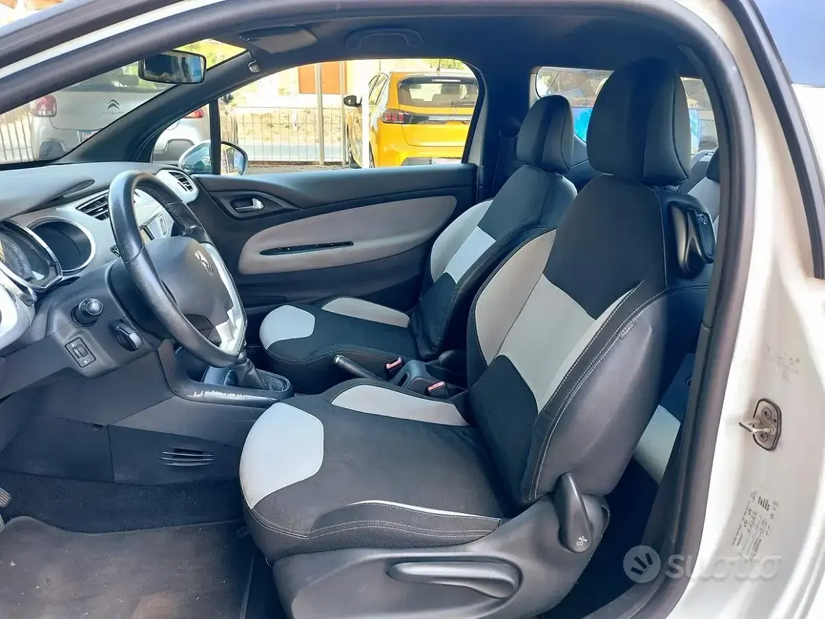 Usata DS Automobiles DS3 68 CV (50 kW) 2011 Bianco Coupé