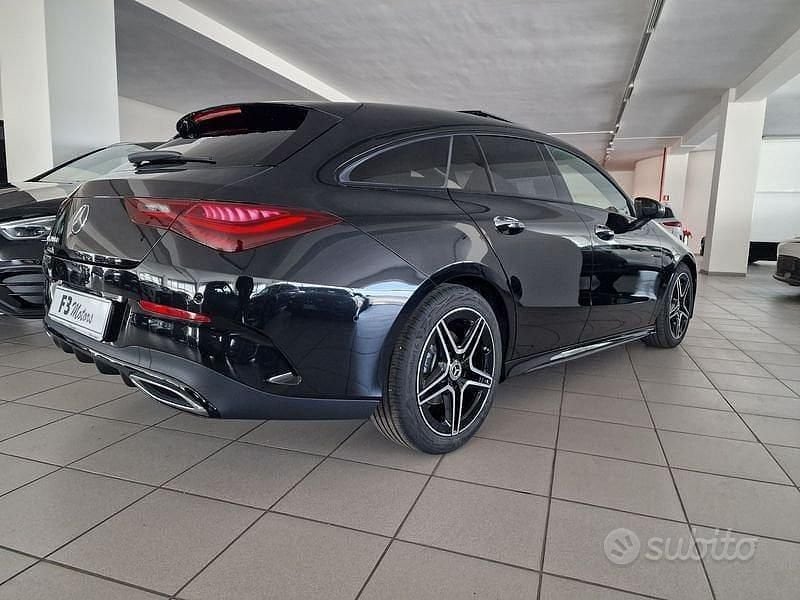 Usata Mercedes CLA200 2024 Nero Station wagon
