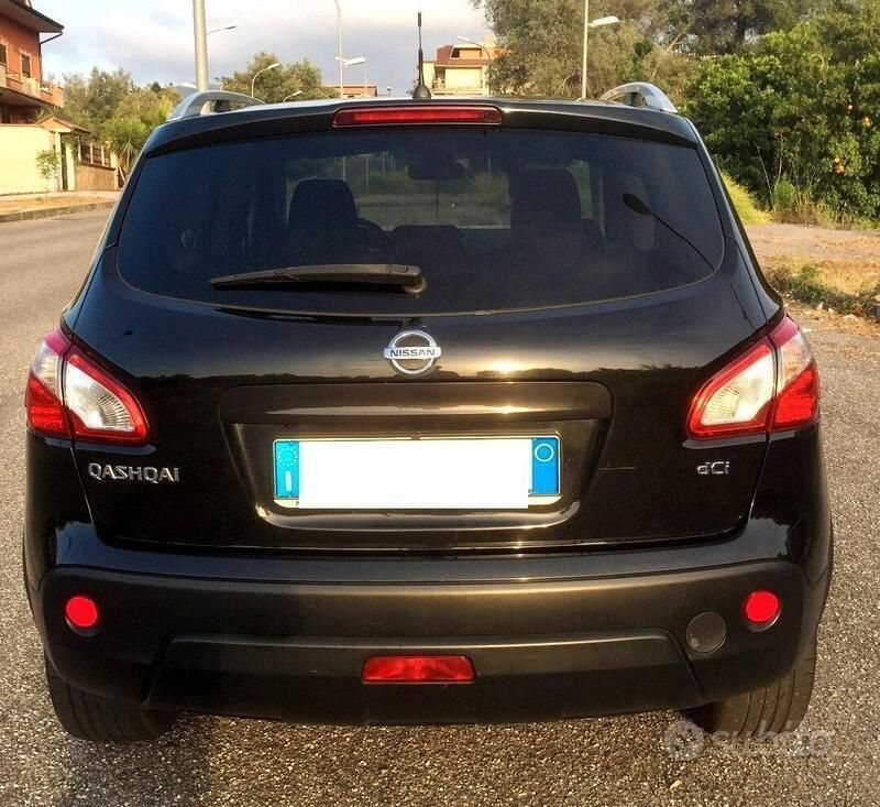Usata Nissan Qashqai 110 CV (80 kW) 2012 Nero SUV