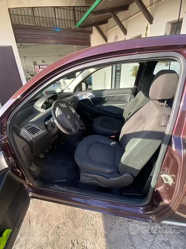Usata Lancia Ypsilon 2011 Utilitaria