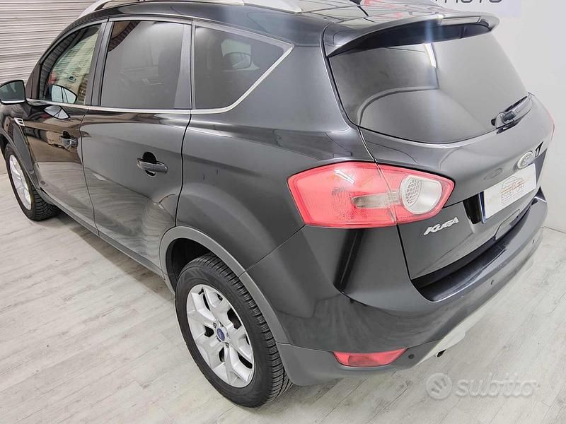 Usata Ford Kuga Titanium 140 CV (102 kW) 2011 Nero SUV