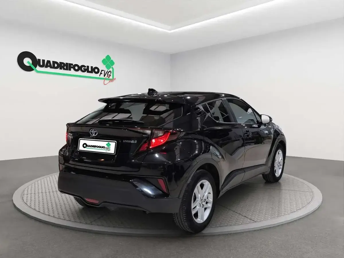 Usata Toyota C-HR Business Edition 98 CV (72 kW) 2021 Nero SUV