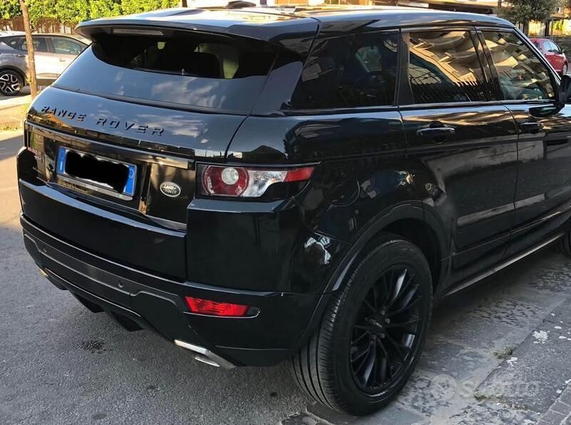 Nero Usata 2015 Land Rover Range Rover evoque SUV | 15.900 € (Molto cara) - Immagine 1/4