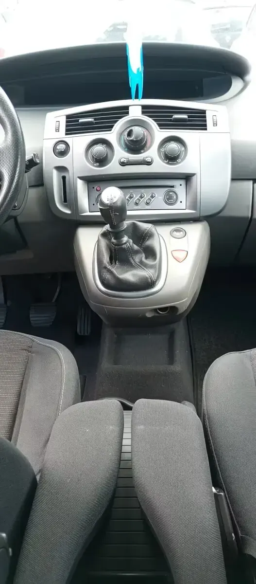 Usata Renault Scenic E-Tech Dynamique 110 CV (80 kW) 2010 Grigio Monovolume