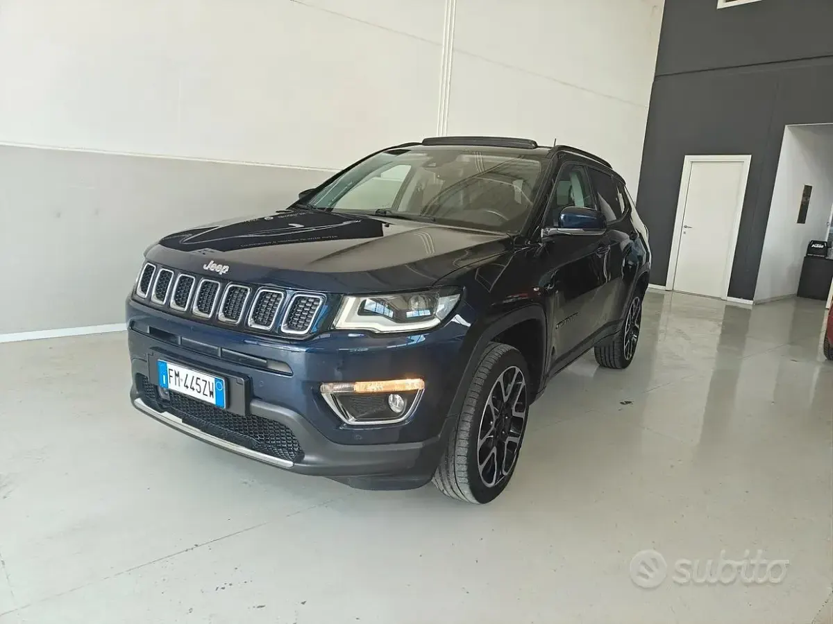 Usata Jeep Compass Limited 140 CV (102 kW) 2018 Blu SUV