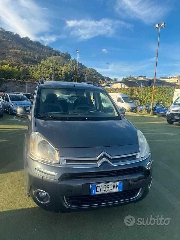 Usata Citroën Berlingo 92 CV (67 kW) 2014 Grigio Monovolume