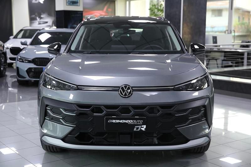 Ny VW T-Roc Life 116 HK (85 kW) 2026 Grå SUV