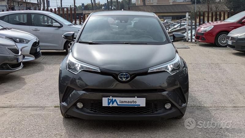Usata Toyota C-HR Business Edition 122 CV (89 kW) 2019 Grigio SUV