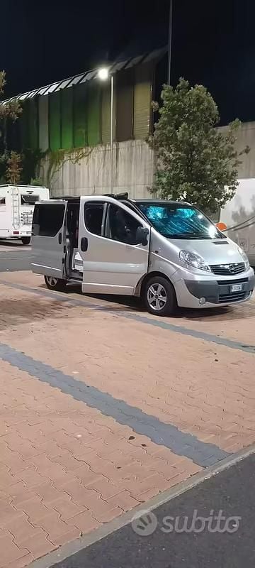 Usata Opel Vivaro 120 CV (88 kW) 2012 Monovolume