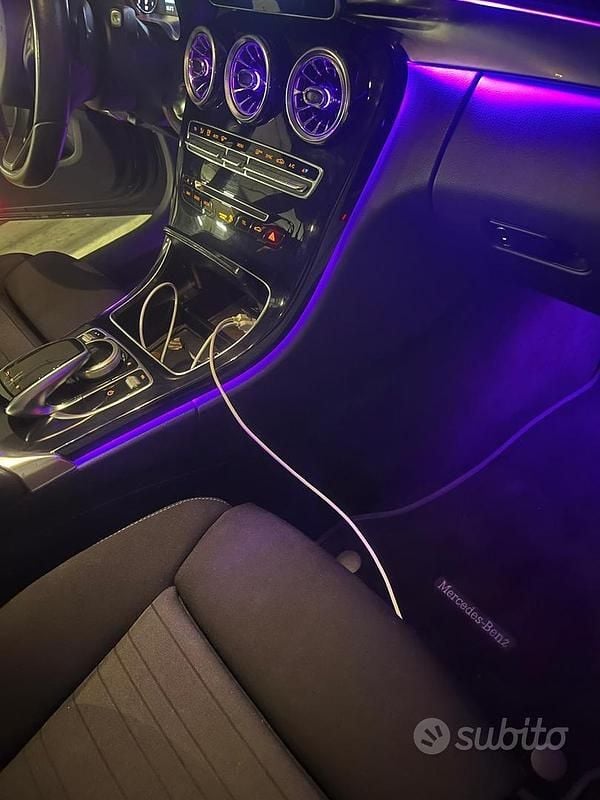 Usata Mercedes C200 184 CV (135 kW) 2018 Nero Berlina