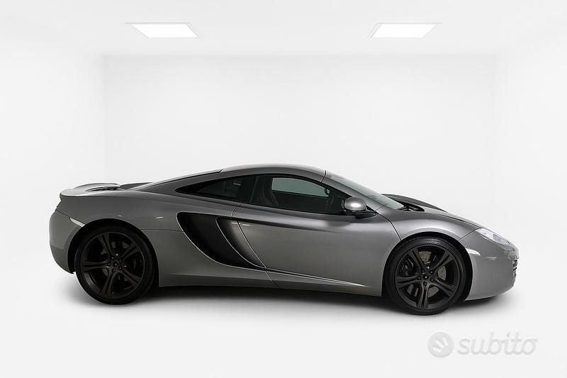 Usata McLaren MP4-12C 625 CV (459 kW) 2011 Grigio Coupé