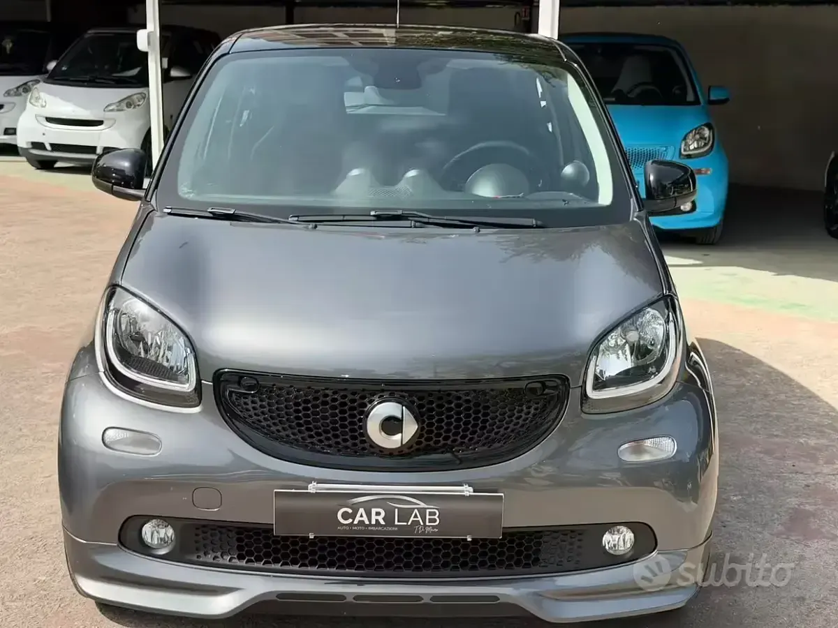 Usata Smart ForFour Brabus 90 CV (66 kW) 2017 Grigio Utilitaria
