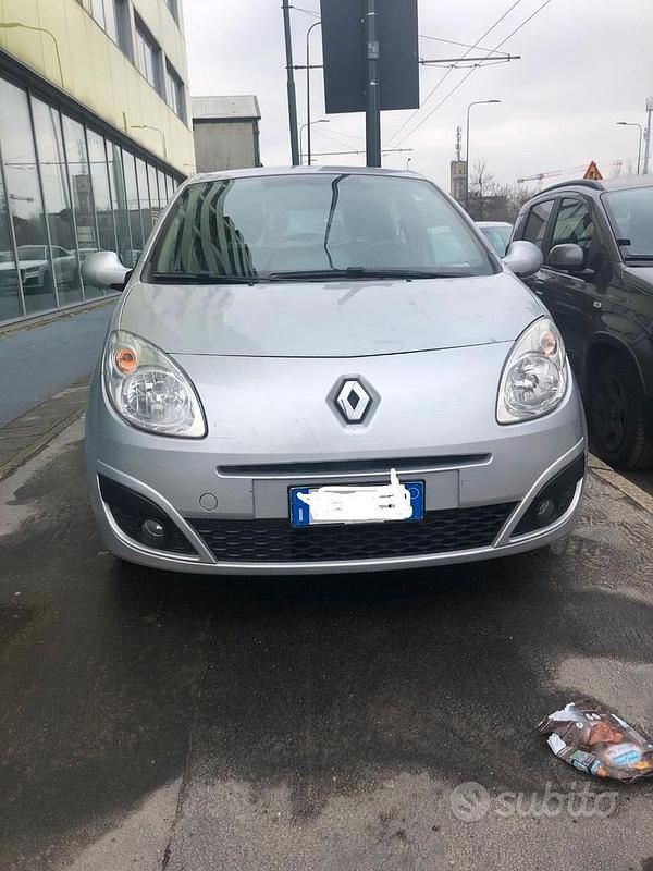 Usata Renault Twingo Dynamique 60 CV (44 kW) 2008 Argento Utilitaria
