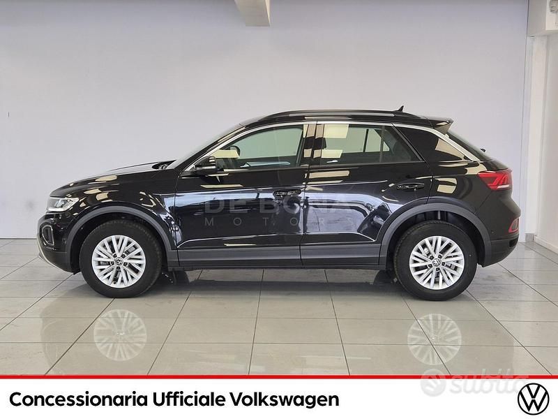 Usata VW T-Roc Life 150 CV (110 kW) 2024 Nero SUV