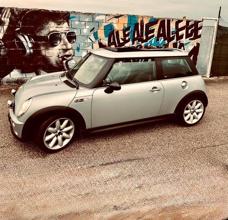 Usata Mini Cooper S 163 CV (119 kW) 2002 Grigio Utilitaria